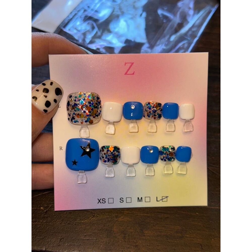 Blue & White Glitter Press On Toe Nails Size Large